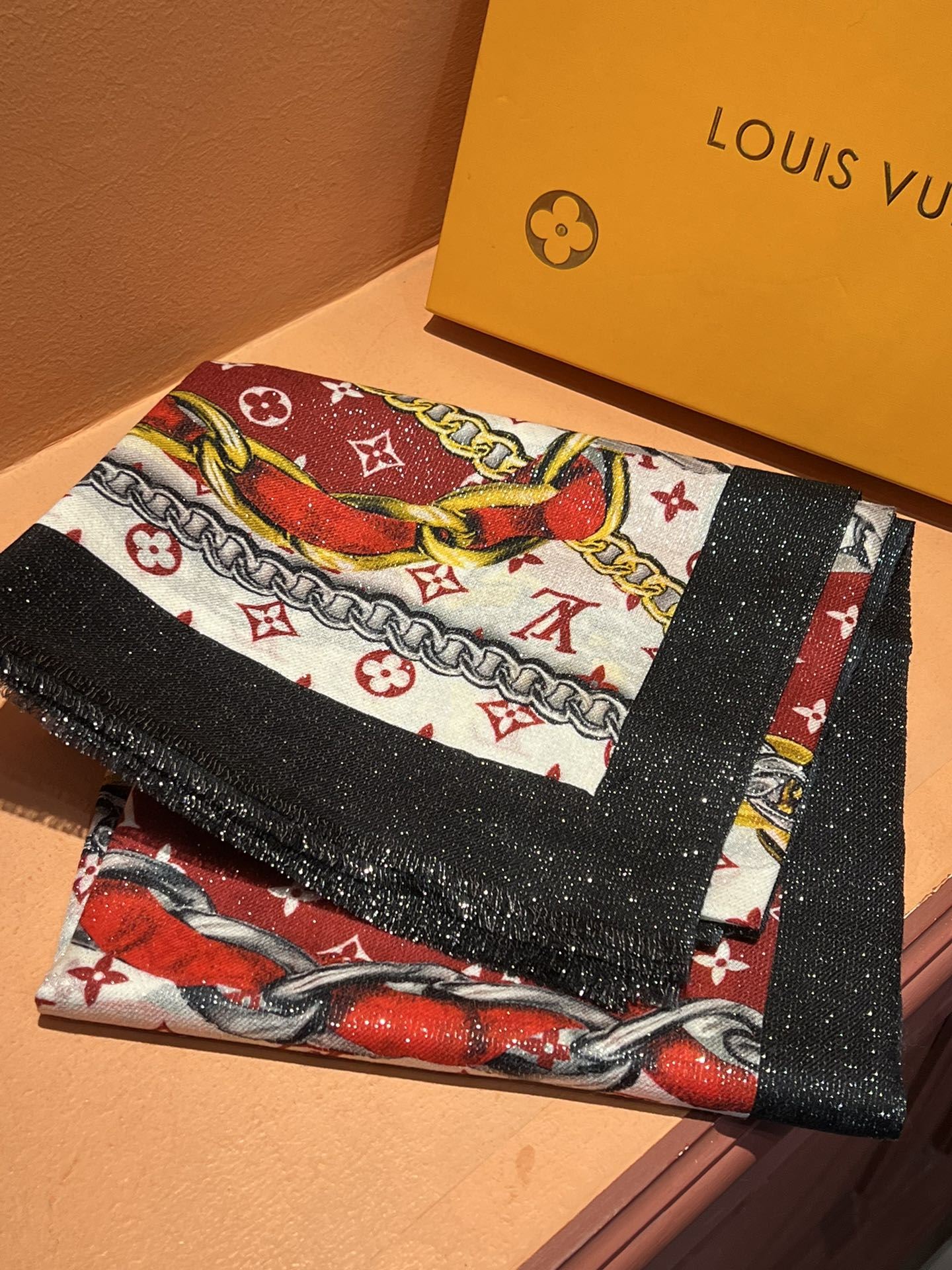 Louis Vuitton Scarf